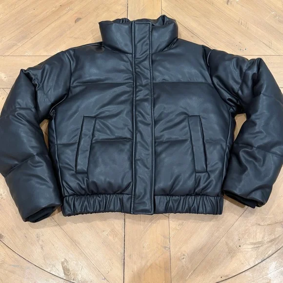 Abercrombie & Fitch A&F Ultra Collection Vegan Leather Black Puffer Jacket S - Picture 1 of 8